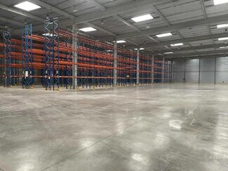 Plus de détails pour Industriel/Logistique à louer