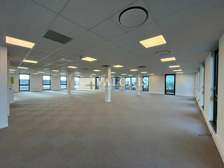 520 Rue Frédéric Joliot Curie, Aix-en-Provence à vendre - Photo intérieure – Image 3 sur 14