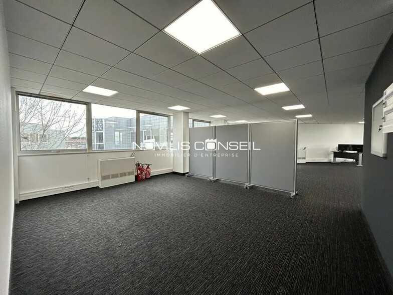 Bureau dans Labège à louer - Photo de l’immeuble – Image 3 sur 4