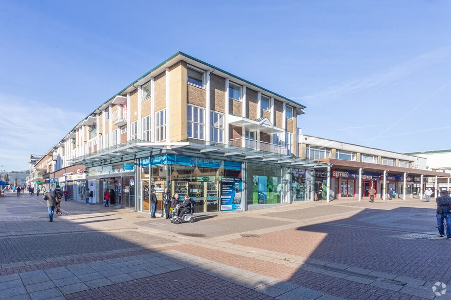 59 Corporation St, Corby à vendre - Photo de l’immeuble – Image 2 sur 6