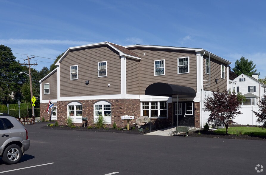 840 Main St, Warren, RI à louer - Photo de l’immeuble – Image 3 sur 3