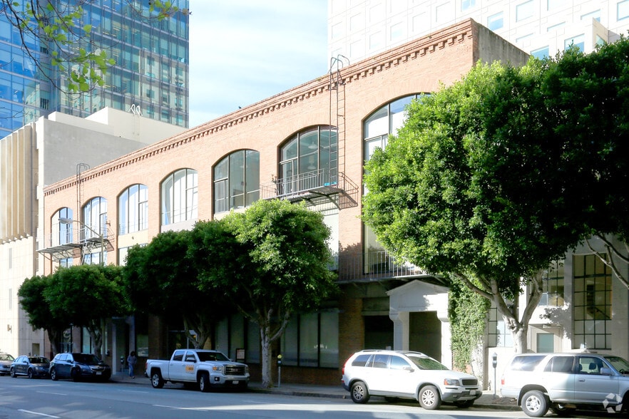 620 Folsom St, San Francisco, CA à louer - Photo principale – Image 1 sur 3