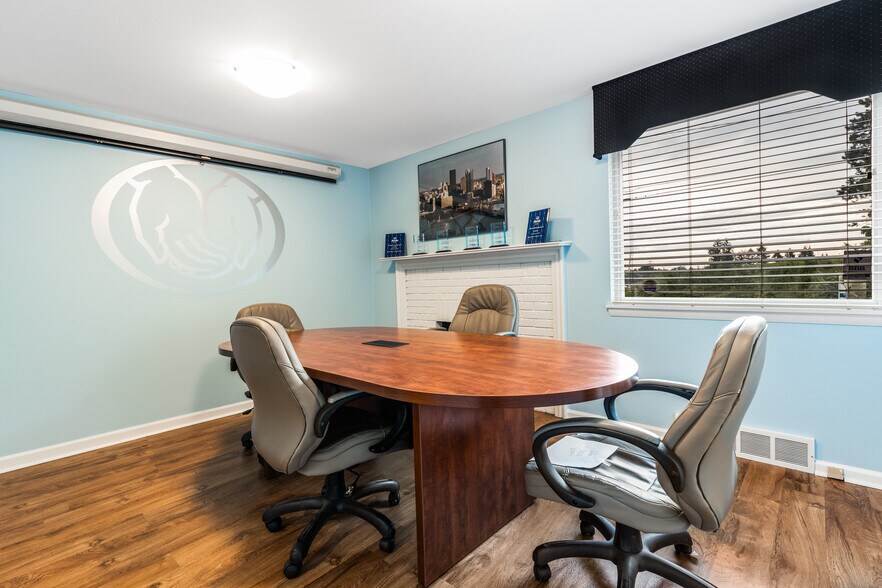 4204 Ewalt Rd, Gibsonia, PA à vendre - Photo de l’immeuble – Image 3 sur 28