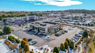 Plus de détails pour 444 Quaker Ln, Warwick, RI - Bureau à vendre