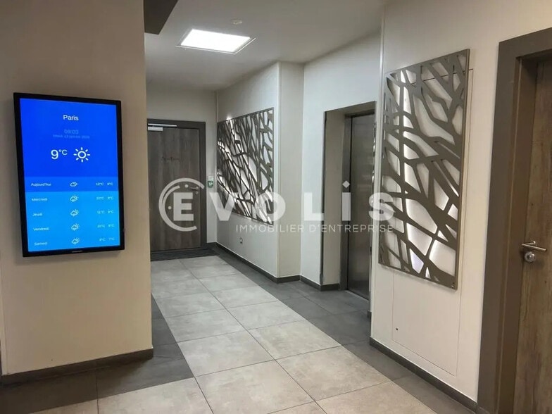 Bureau dans Paris à louer - Hall d’entrée – Image 3 sur 10