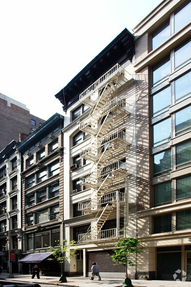 36 W 22nd St, New York, NY à louer - Photo de l’immeuble – Image 2 sur 4