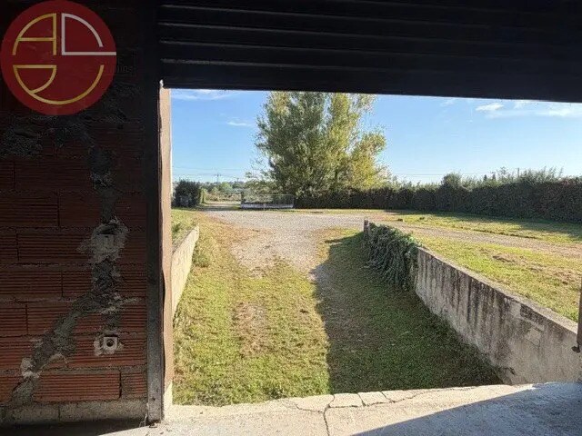 Industriel/Logistique dans Lespinasse à vendre - Photo de l’immeuble – Image 2 sur 11