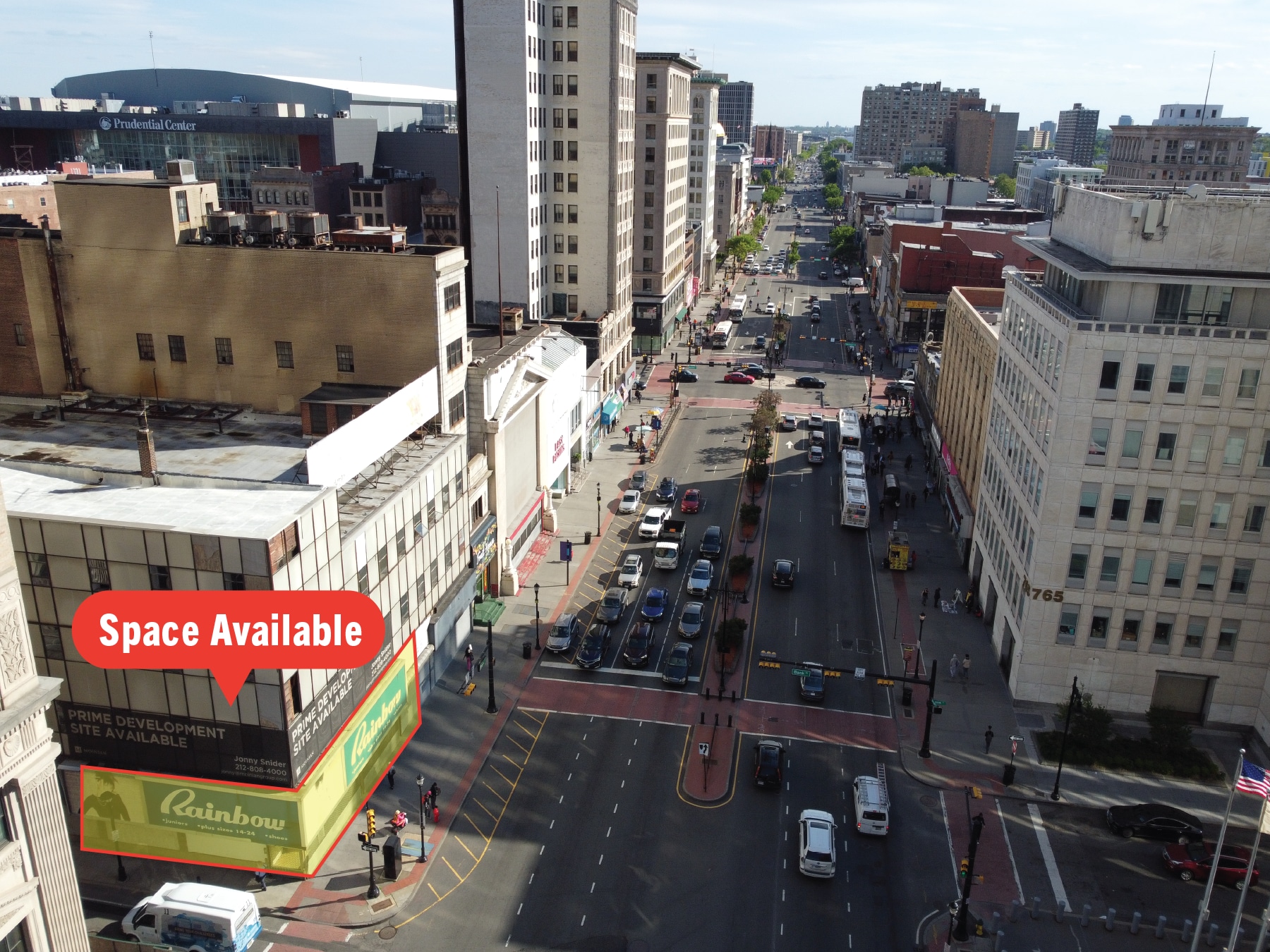 756-762 Broad St, Newark, NJ à louer Photo de l’immeuble– Image 1 sur 4