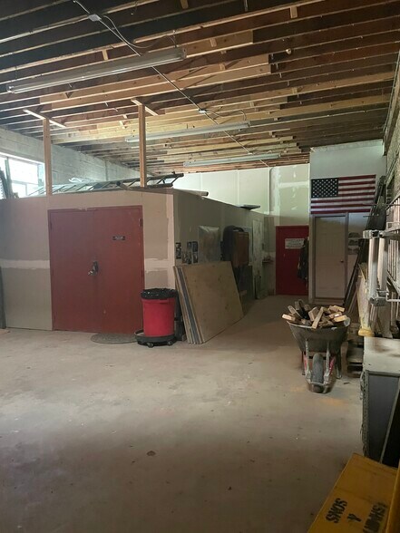 3134 W Chicago Ave, Chicago, IL à vendre - Photo de l’immeuble – Image 2 sur 4