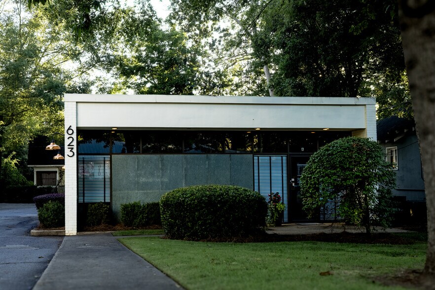 623 N Milledge Ave, Athens, GA à louer - Photo de l’immeuble – Image 3 sur 3