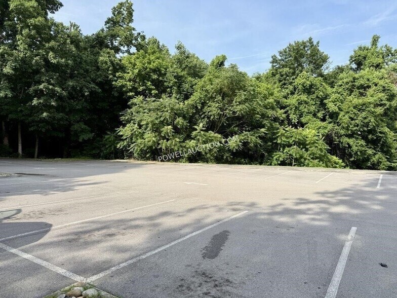 1028 Old Cedar Bluff Rd, Knoxville, TN à vendre - Photo de l’immeuble – Image 3 sur 14