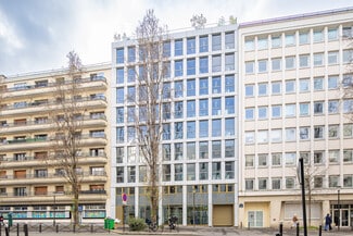 Plus de détails pour 125 Rue De Saussure, Paris - Bureau à louer