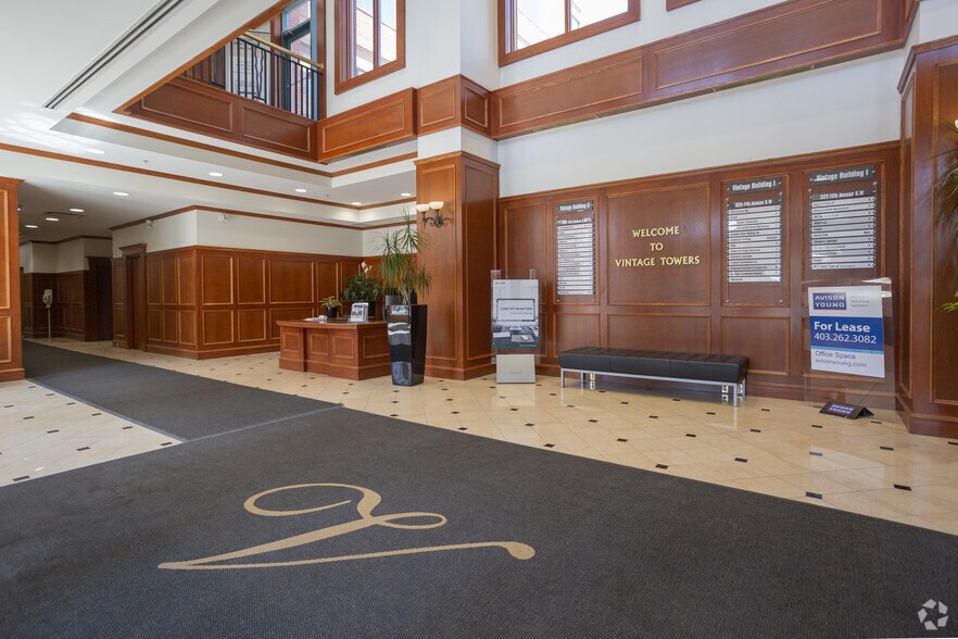 322 11th Ave SW, Calgary, AB à louer - Hall d’entrée – Image 3 sur 13
