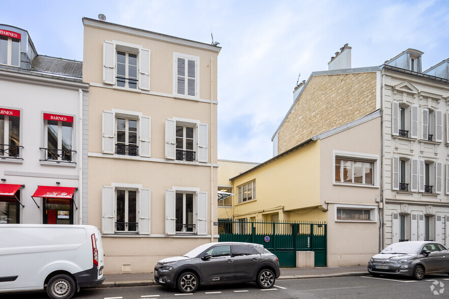 Bureau dans Neuilly-sur-Seine à louer - Photo de l’immeuble – Image 2 sur 2