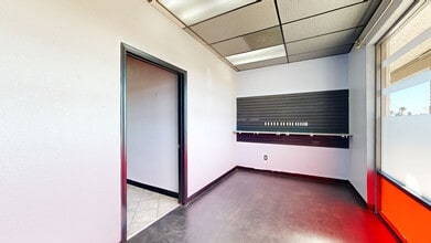 1616 E Main St, Mesa, AZ à louer Numérisation 3D Matterport– Image 1 sur 9