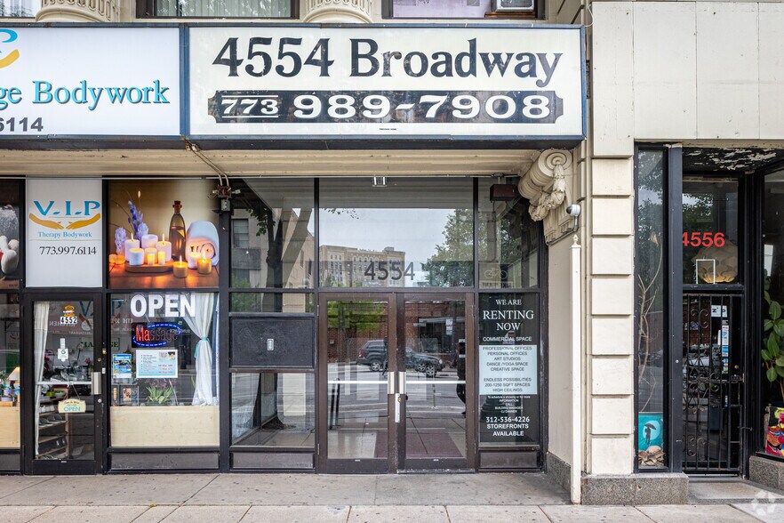 4554 N Broadway, Chicago, IL à louer - Photo de l’immeuble – Image 3 sur 20