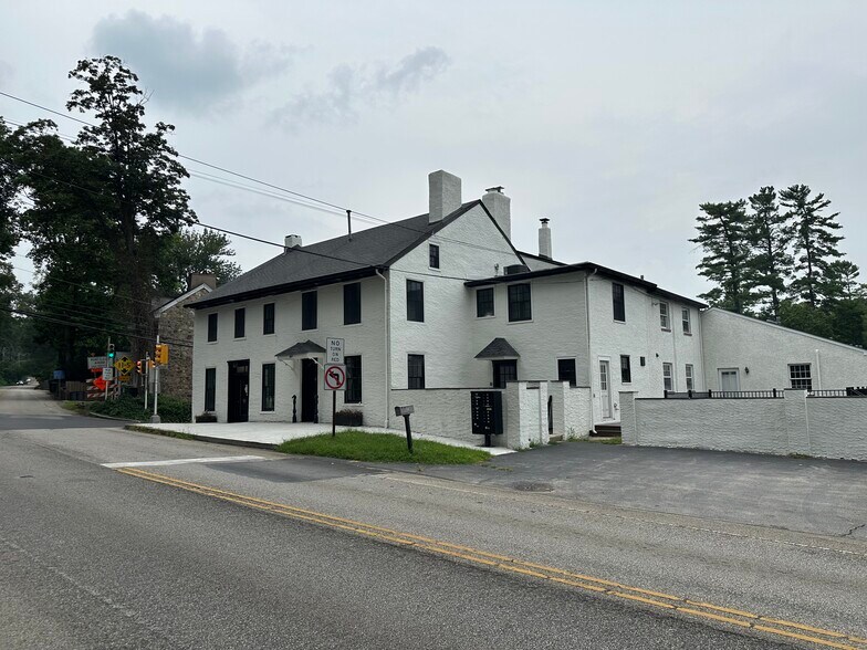 601 Conestoga Rd, Villanova, PA à louer - Photo de l’immeuble – Image 2 sur 8