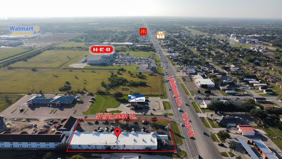 720 E Edinburg Ave, Edcouch, TX à louer - Photo de l’immeuble – Image 3 sur 6