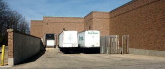 Plus de détails pour 22707-22807 Rockside Rd, Bedford, OH - Local commercial à louer
