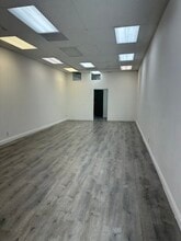 2411-2483 E Tropicana Ave, Las Vegas, NV à louer Photo de l’immeuble– Image 1 sur 2