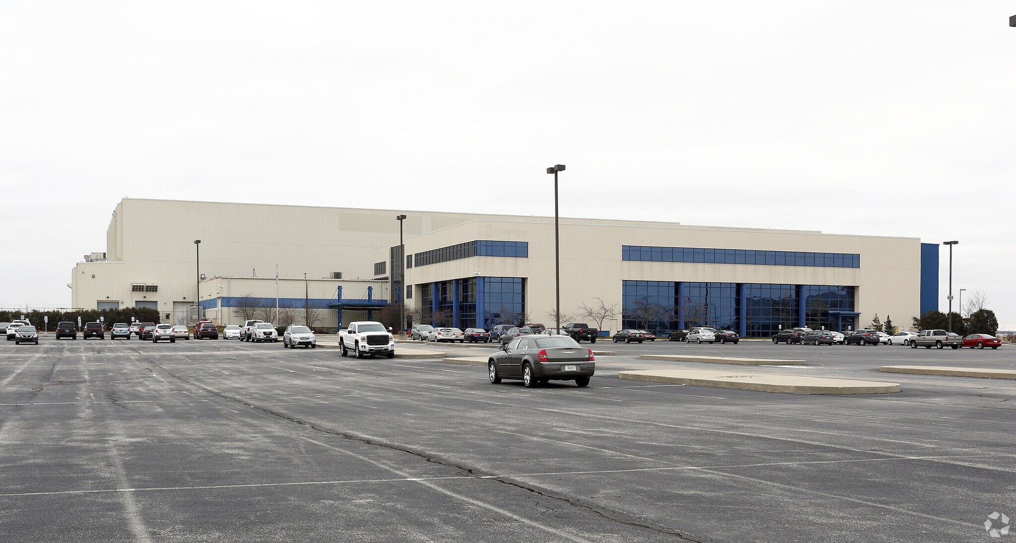 7661 N Perimeter Rd, Indianapolis, IN à louer Photo principale– Image 1 sur 7