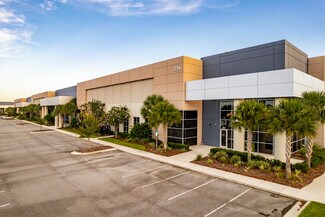 Plus de détails pour 8063 Beacon Lake Dr, Orlando, FL - Industriel/Logistique à louer