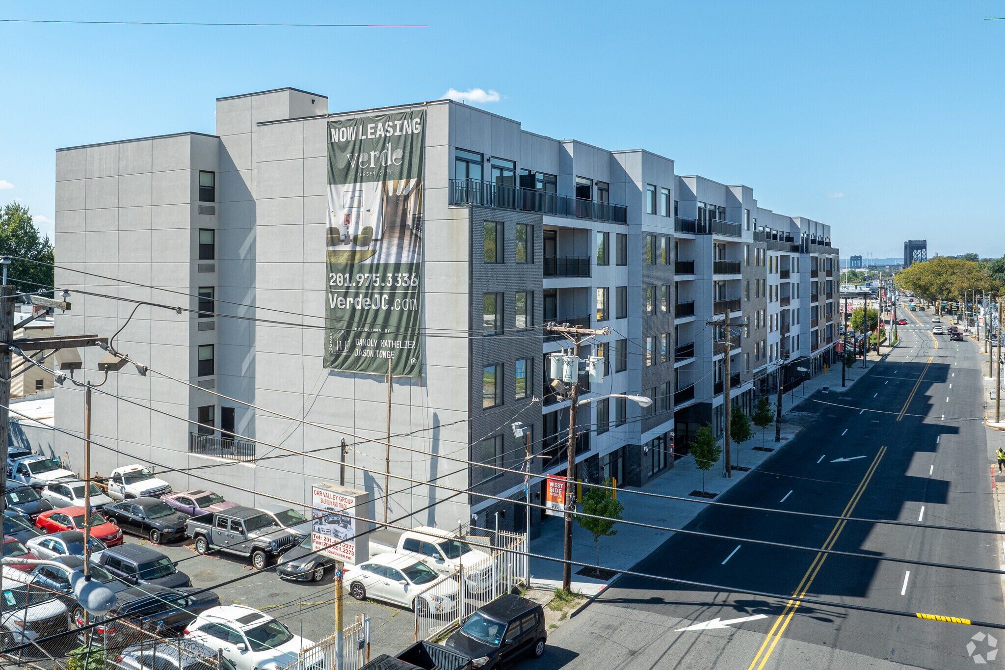 873 COMMUNIPAW Ave, Jersey City, NJ à louer Photo principale– Image 1 sur 38