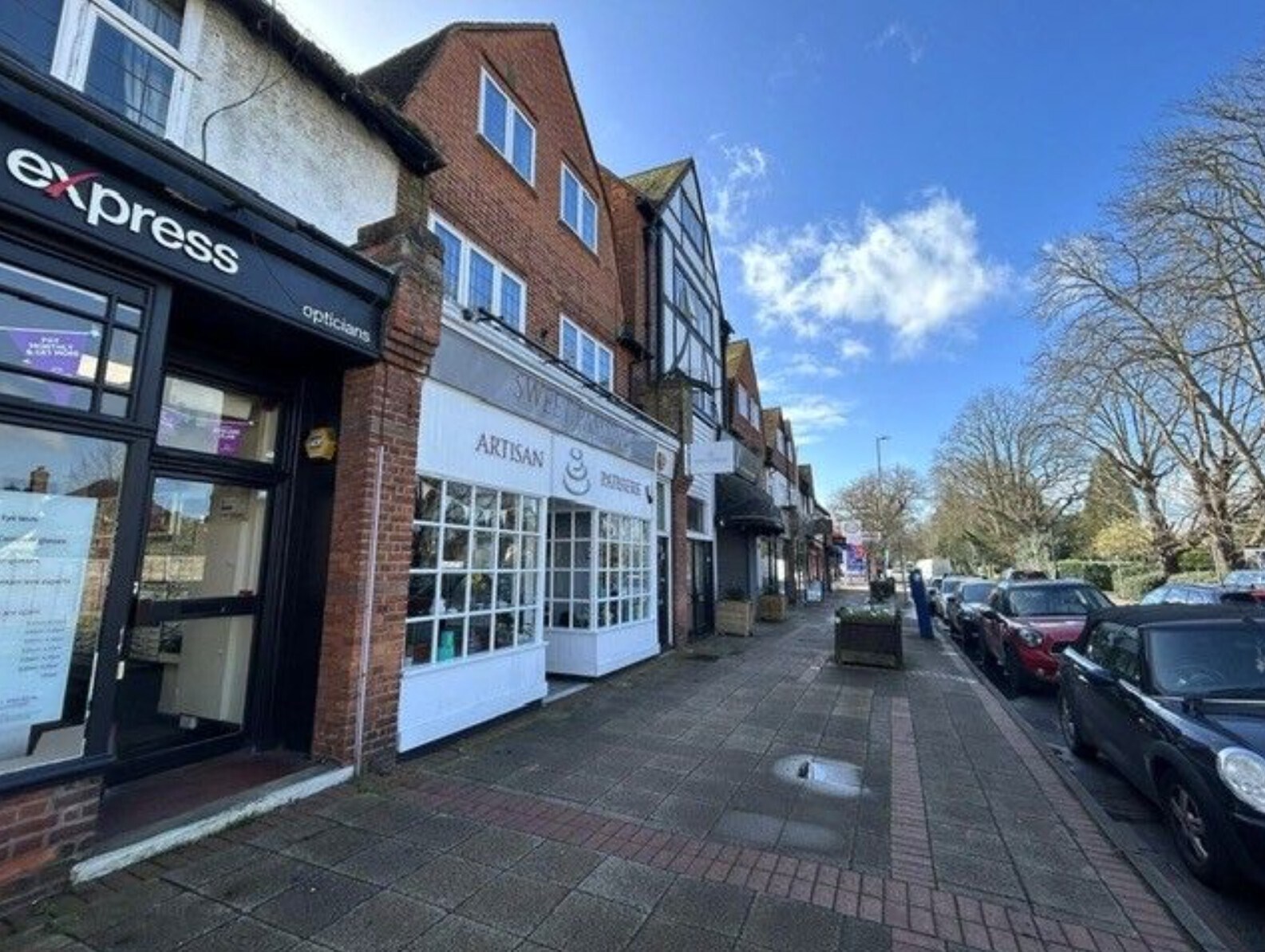 61-67 Old Woking Rd, West Byfleet à vendre Photo principale– Image 1 sur 2