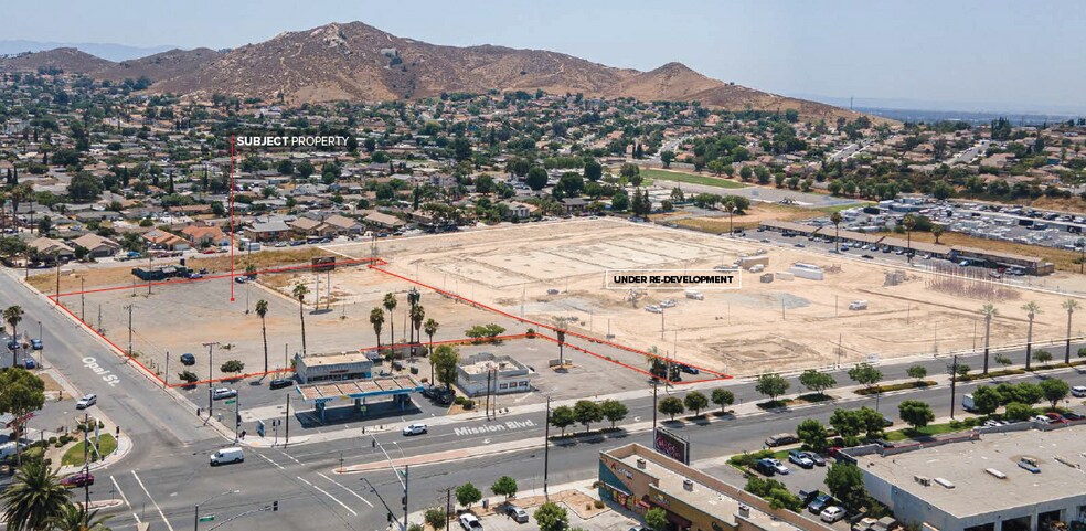 6316 Mission Blvd, Jurupa Valley, CA à vendre - Photo de l’immeuble – Image 2 sur 4