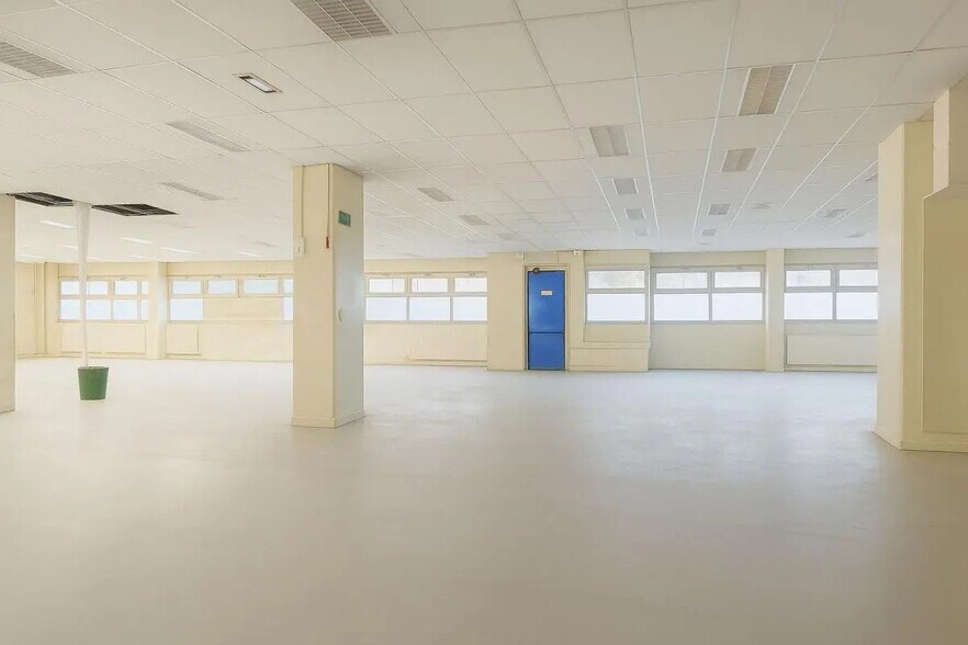 Industriel/Logistique dans Malakoff à louer - Photo intérieure – Image 2 sur 6