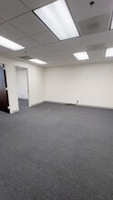 11300 4th St N, Saint Petersburg, FL à louer - Vidéo sur l’annonce professionnelle