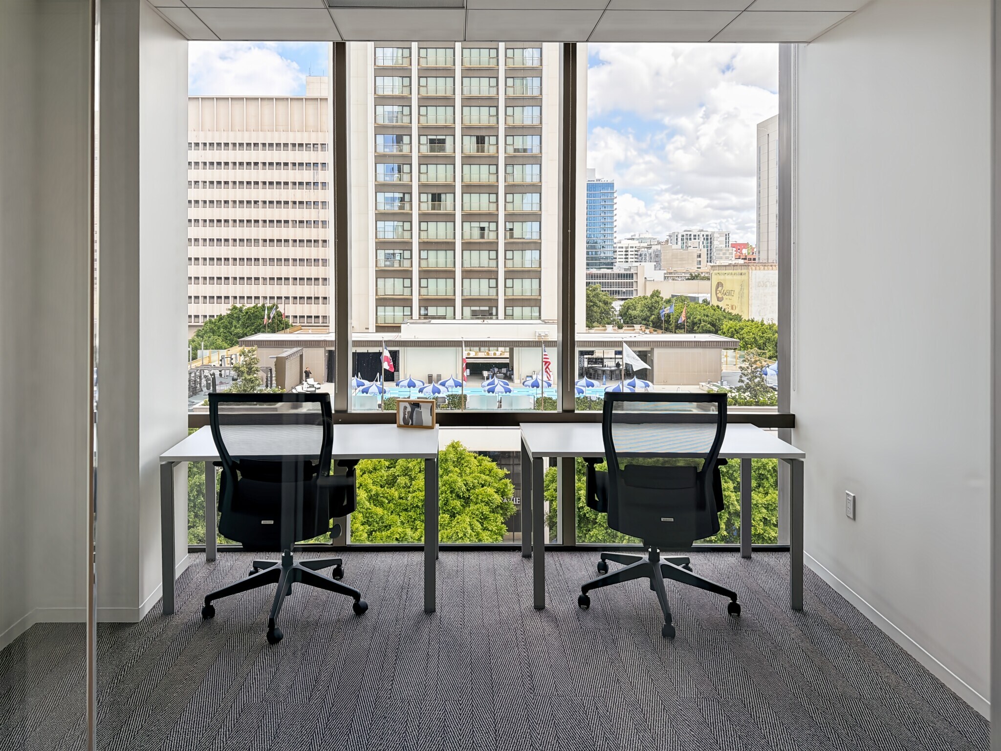 225 Broadway, San Diego, CA à louer Photo de l’immeuble– Image 1 sur 12