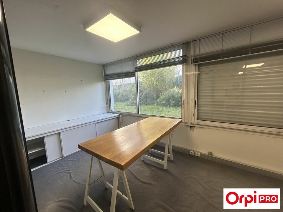 Bureau dans Saint-Brieuc à vendre Photo intérieure– Image 1 sur 5