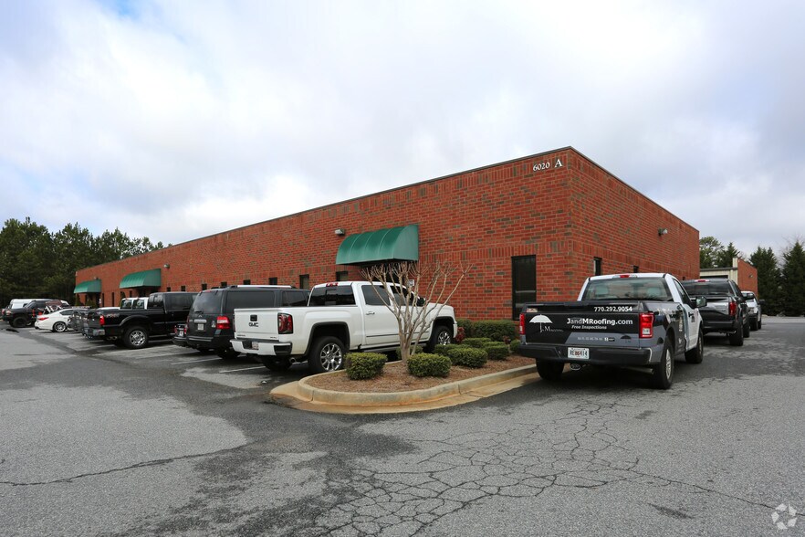 6020 Parkway North Dr, Cumming, GA à louer - Photo principale – Image 1 sur 11