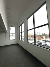 3631 Brookwall Dr, Akron, OH à louer Photo intérieure– Image 1 sur 2