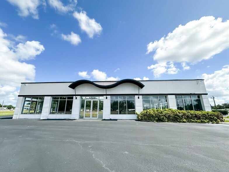 425 S Lake Parker Ave, Lakeland, FL à louer - Photo de l’immeuble – Image 3 sur 12