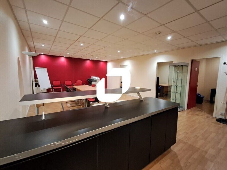 Local d'activités dans Courbevoie à vendre - Photo intérieure – Image 3 sur 8