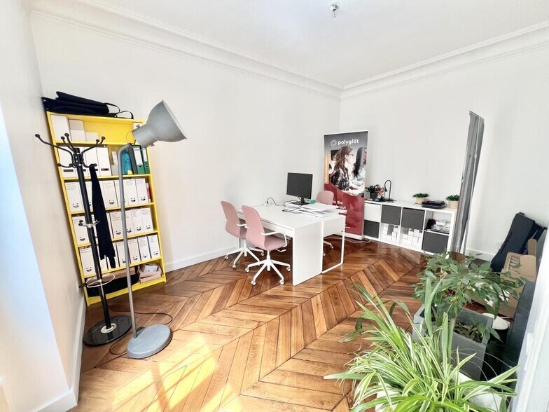 Bureau dans Paris à louer - Photo de l’immeuble – Image 2 sur 8