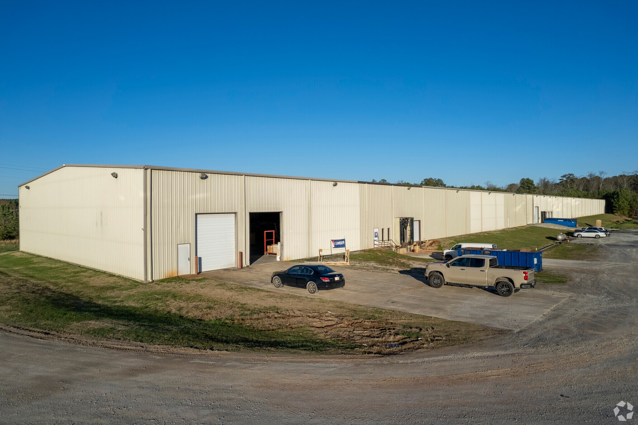 13800 Mooresville Rd, Athens, AL à louer Photo principale– Image 1 sur 5