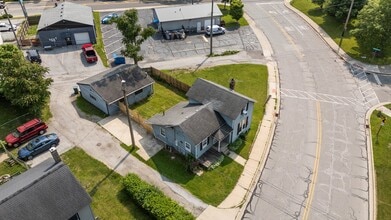 755 Chicago St, Valparaiso, IN à louer Photo de l’immeuble– Image 2 sur 16