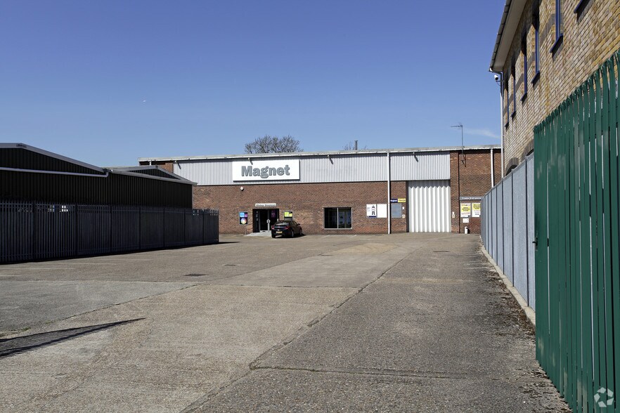 6 King Street Ln, Wokingham à vendre - Photo de l’immeuble – Image 2 sur 3