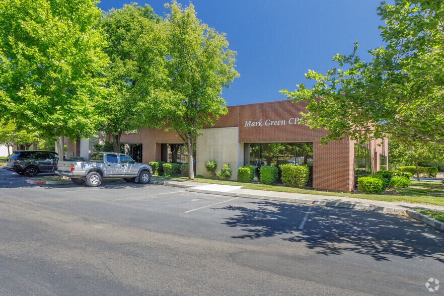 2360 E Bidwell St, Folsom, CA à louer - Photo principale – Image 1 sur 9