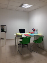 Bureau dans Vilafranca del Penedès, Barcelona à louer Plan d’étage– Image 1 sur 20