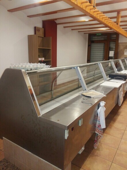 Local commercial dans València à vendre - Photo de l’immeuble – Image 3 sur 10