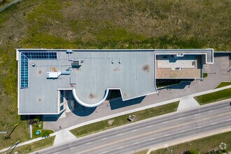 7136 11th St NE, Calgary, AB - VUE AÉRIENNE  vue de carte - Image1