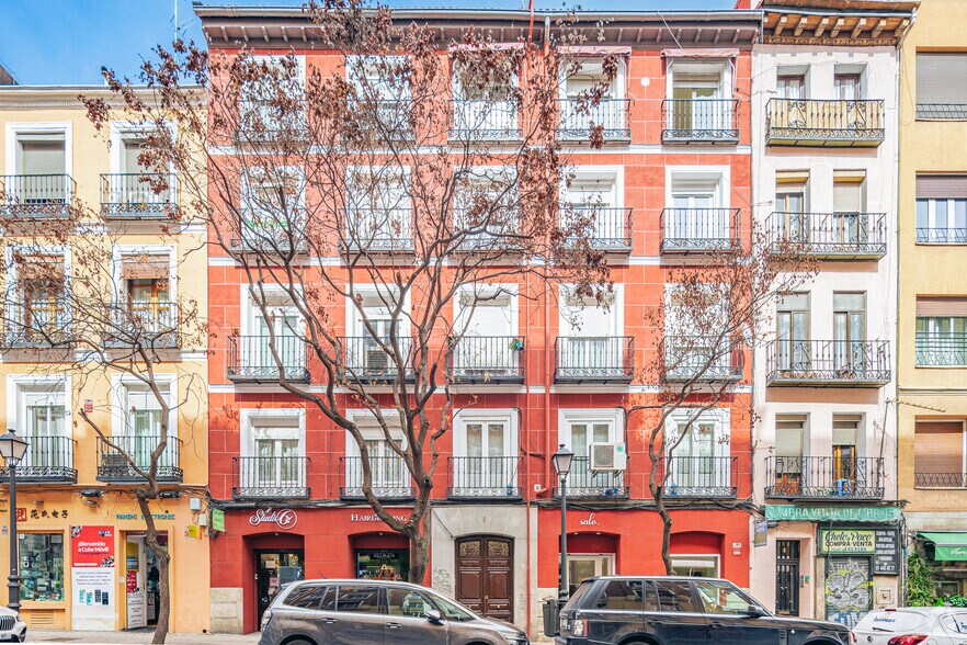 Calle de Fernández de los Ríos, 6, Madrid, Madrid à louer - Photo principale – Image 1 sur 3