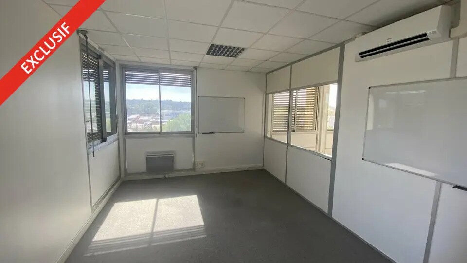 Bureau dans Aix-en-Provence à louer - Photo de l’immeuble – Image 2 sur 9