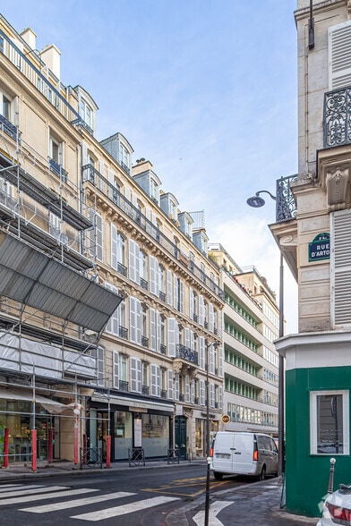 39 Rue De Berri, Paris à louer - Photo de l’immeuble – Image 3 sur 3
