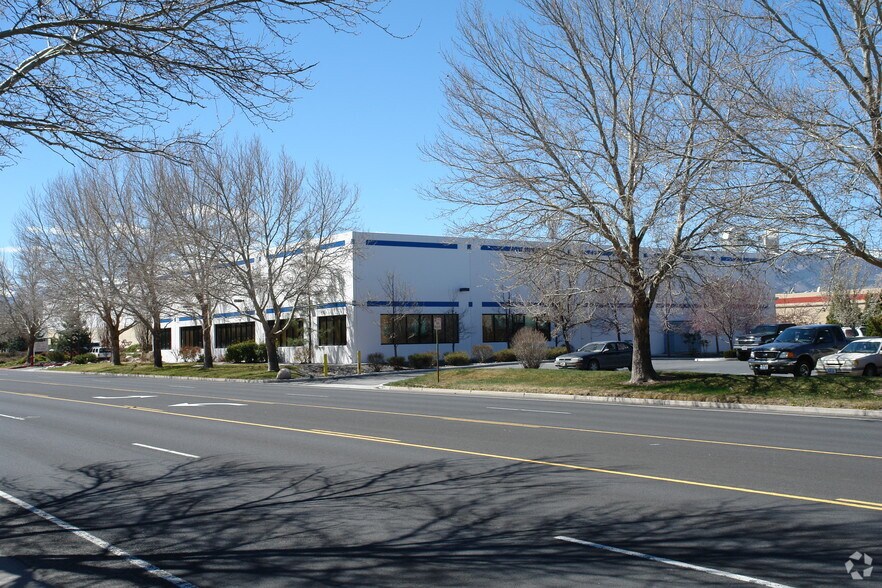 4875 Longley Ln, Reno, NV à louer - Photo de l’immeuble – Image 2 sur 5