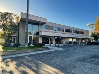 Plus de détails pour 1543 W Garvey Ave N, West Covina, CA - Bureau à louer